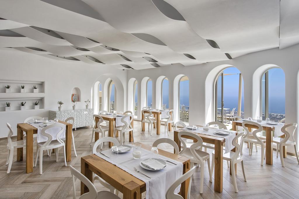 Skyfall Suites - Adults Only Pýrgos Eksteriør billede