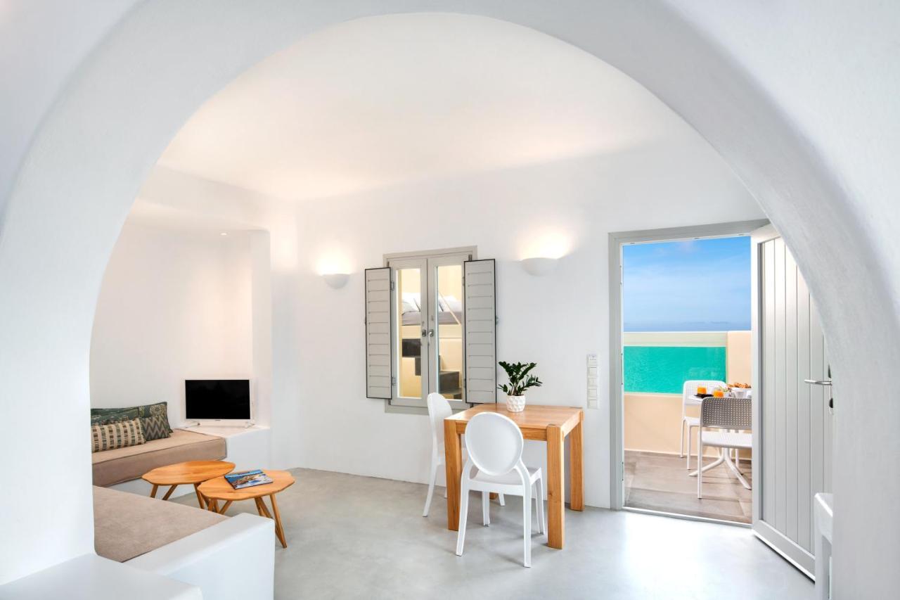 Skyfall Suites - Adults Only Pýrgos Eksteriør billede